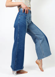 Vintage Levi's High Waist Flare Jeans, 28' Aus 10