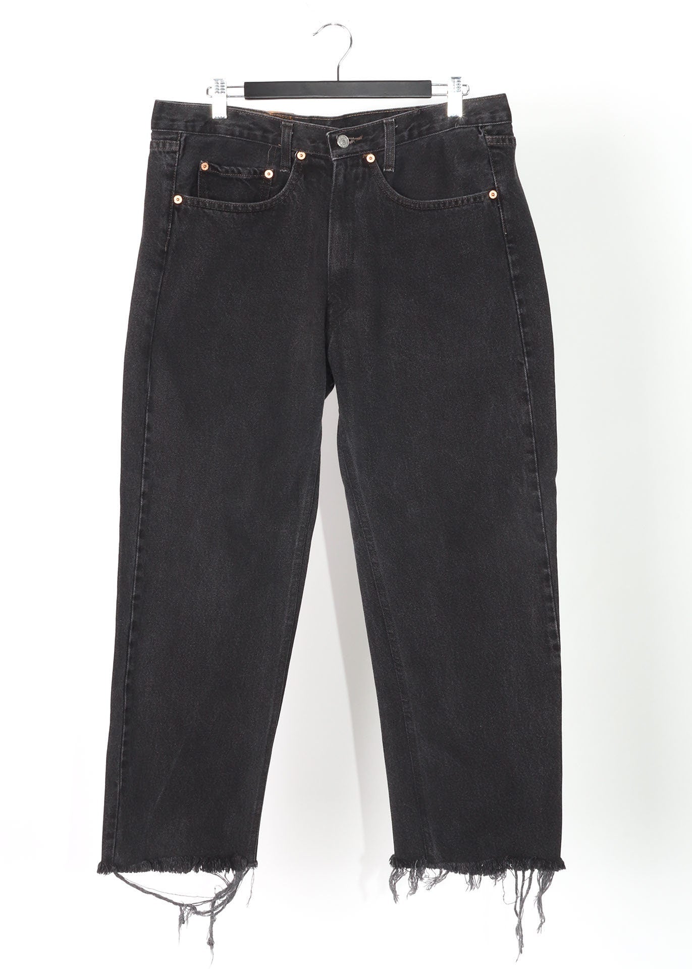 34' 8-10 Aus Black Vintage Levi's Straight Leg Jeans | Cult Bravery