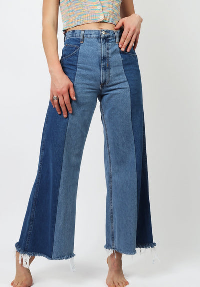 Vintage Levi's High Waist Flare Jeans